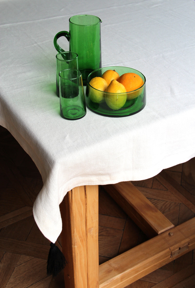 Linen tablecloth with tassels – 130/270cm